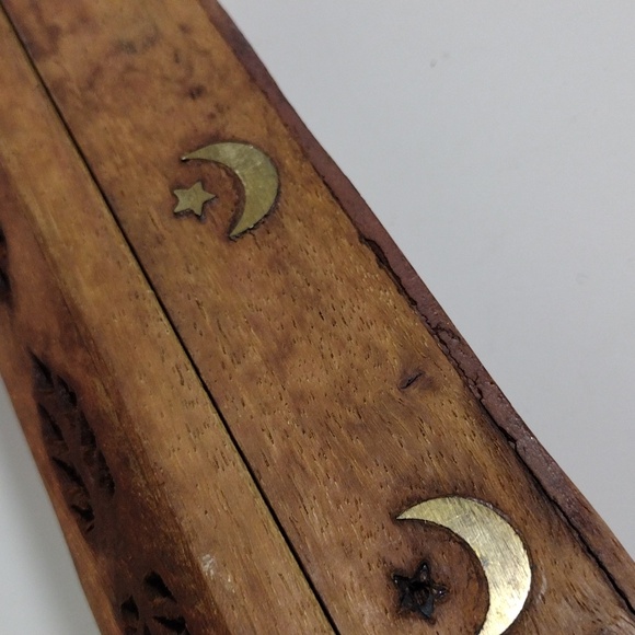 Wood Incense Box - Picture 4 of 7